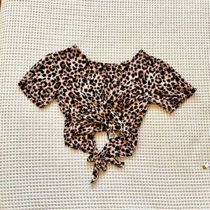 Victorias Secret Leopard Print Cropped Yoga Tee